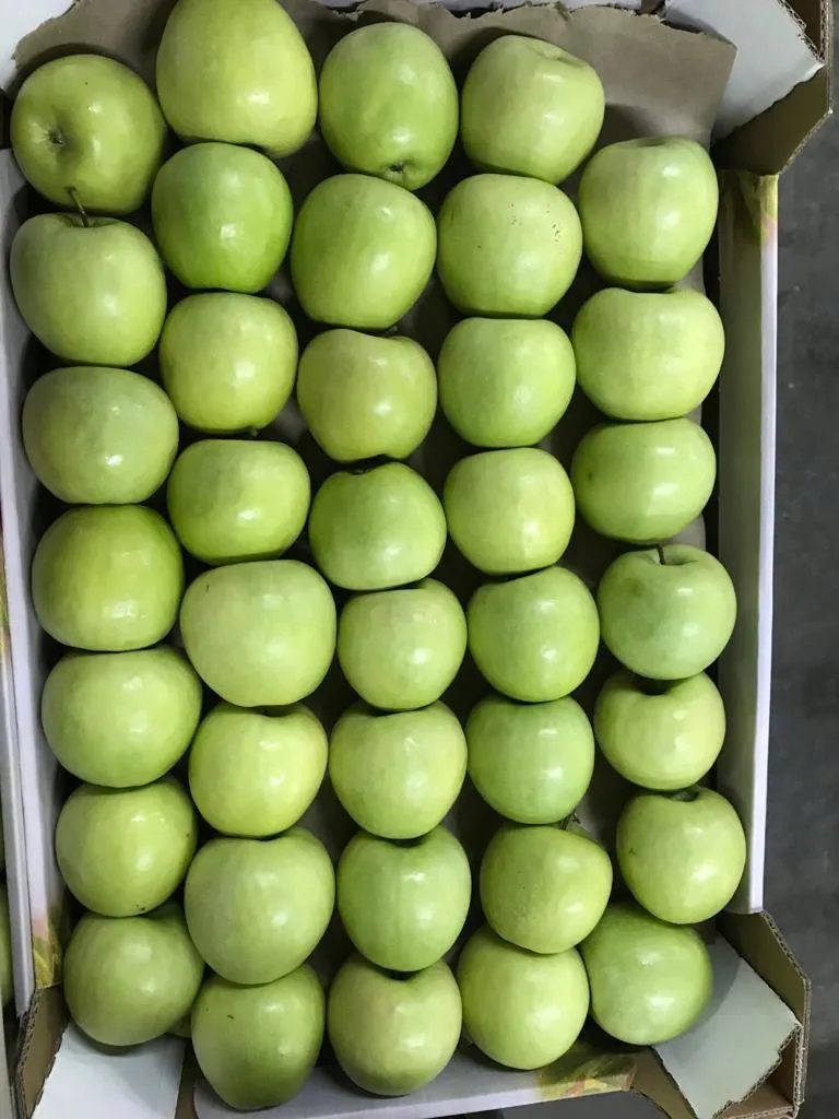 краснодарские яблоки оптом в Краснодаре